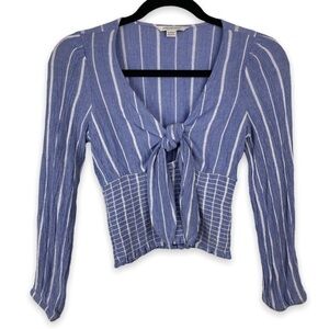 AMERICAN EAGLE Cropped Long Sleeve Top with Front Tie